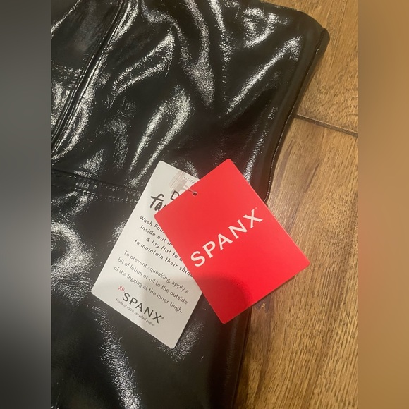 Spanx faux patent leather leggings - Picture 8 of 11